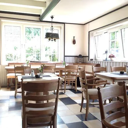 Мини-отель Faehrhaus Mitling Mark