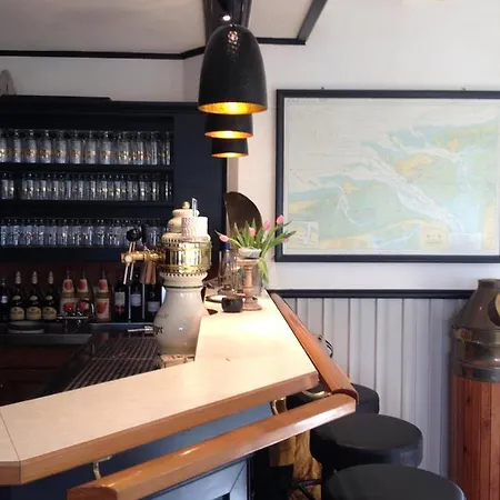 Faehrhaus Mitling Mark Мини-отель