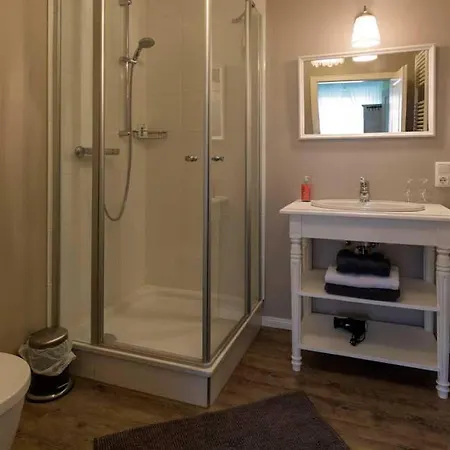 Faehrhaus Mitling Mark Мини-отель 3*
