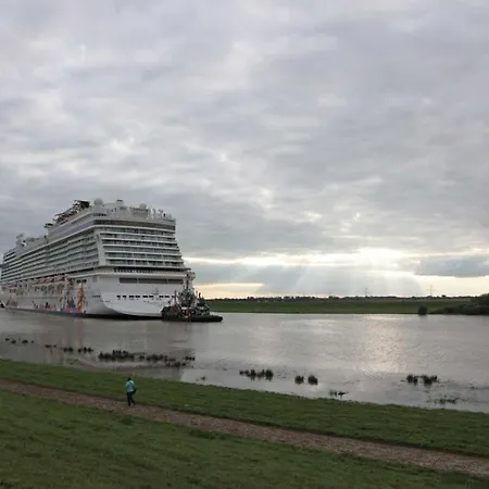 Мини-отель Faehrhaus Mitling Mark Westoverledingen